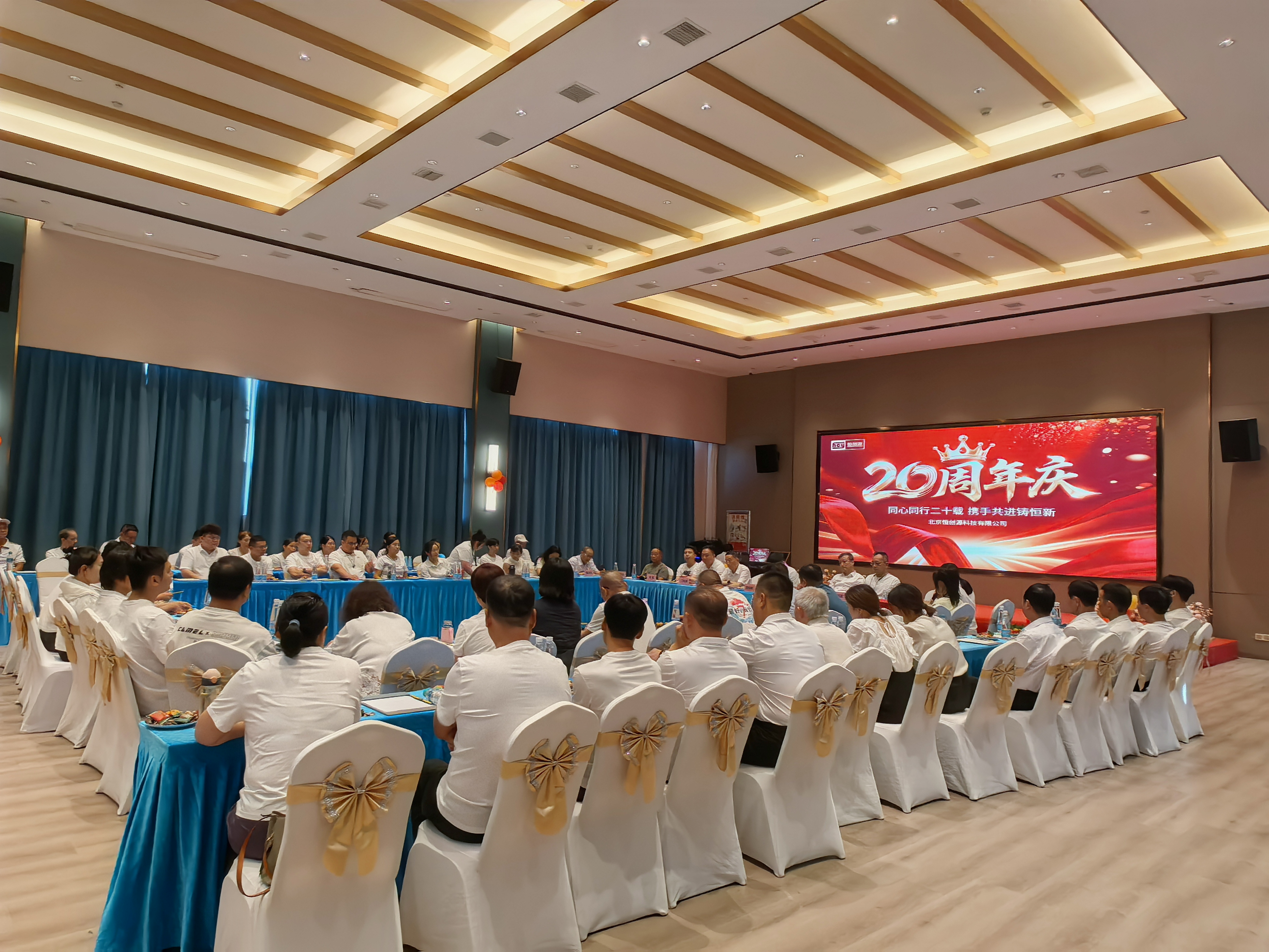 d7a87c50468b8baf62cafb879acb6c33.jpg